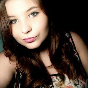 Meet your Posher, Rayana